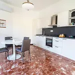 Apartment Helianthus *