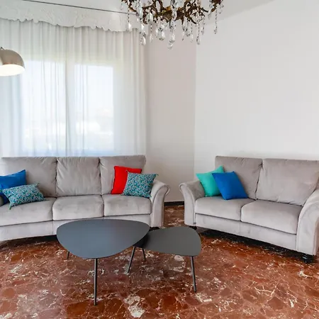 Apartament Helianthus Romito Magra